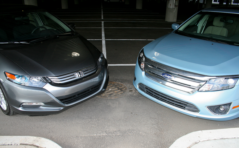 Illustration for article titled Hybrid Car Wars: Honda Insight Vs. Ford Fusion Hybrid